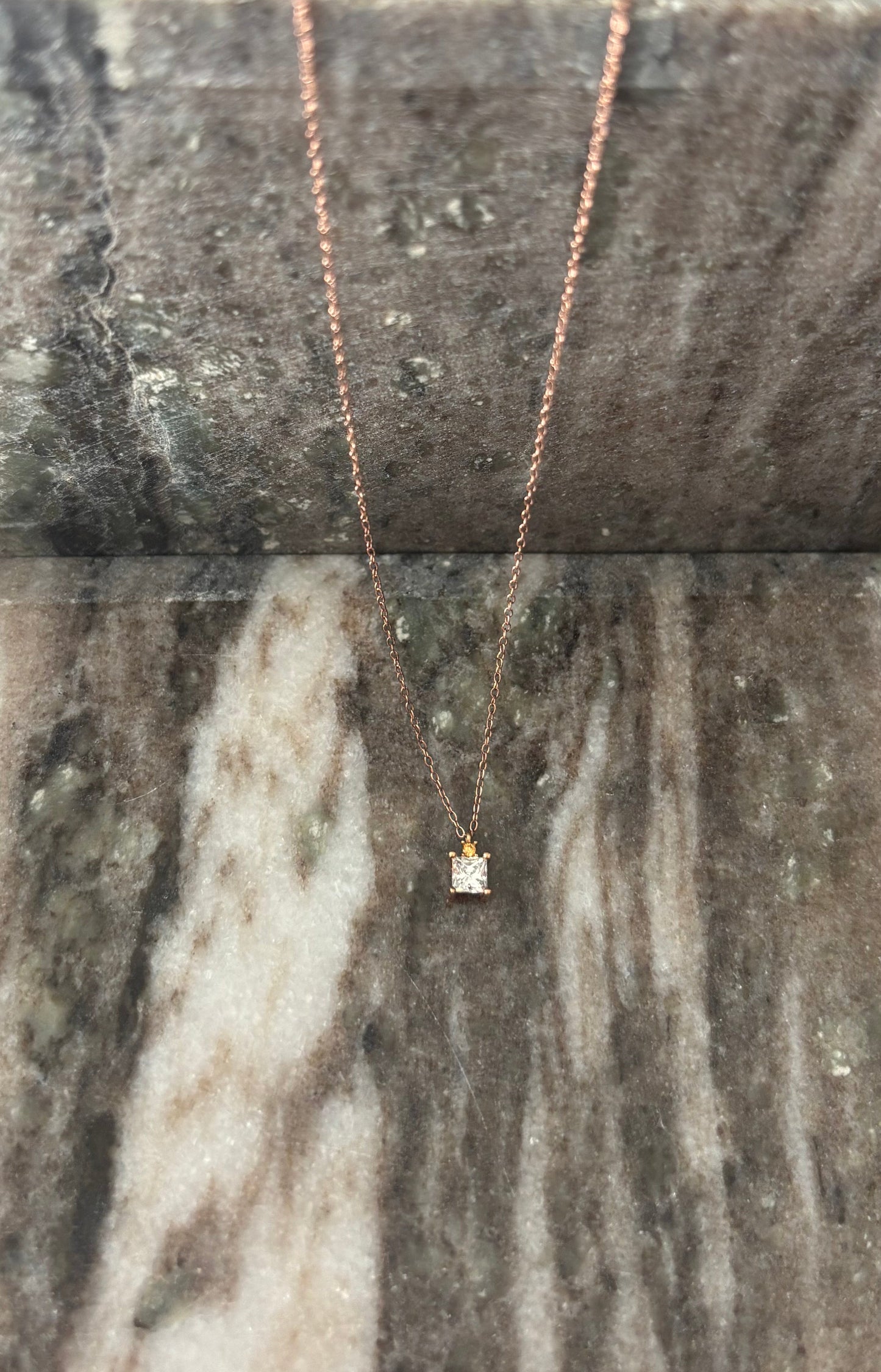 Helia Necklace